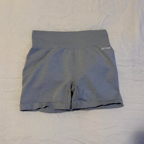 Bo + Tee Pants - Bo + Tee Own It Shorts Light Blue Size Medium